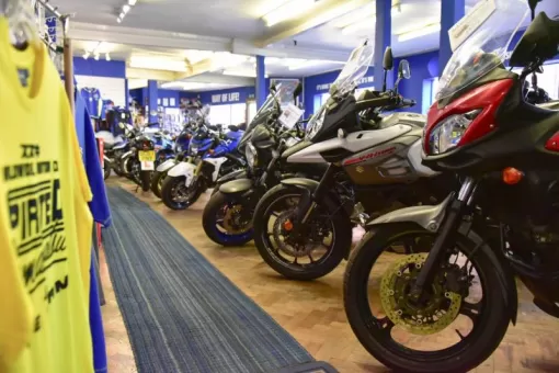 showroom-1.jpg