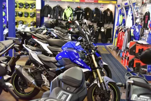 showroom-28.jpg