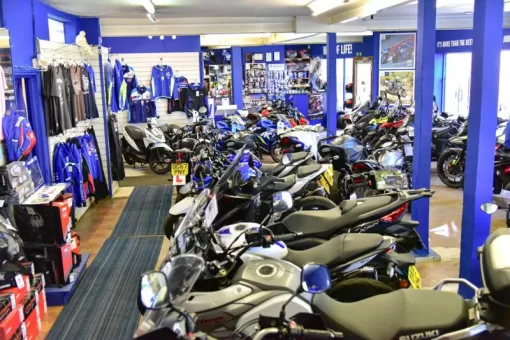showroom-31.jpg